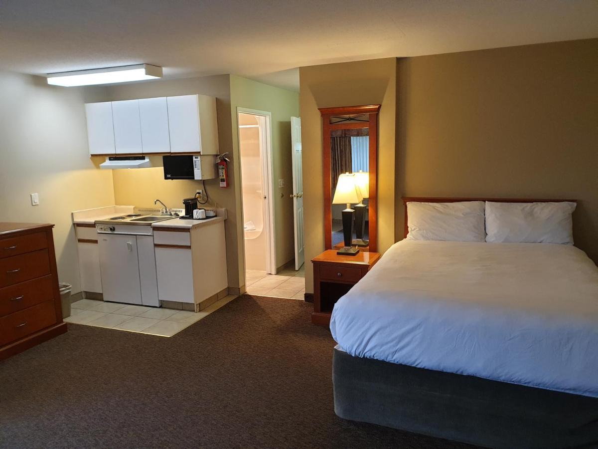 Riverland & Hotel Kamloops