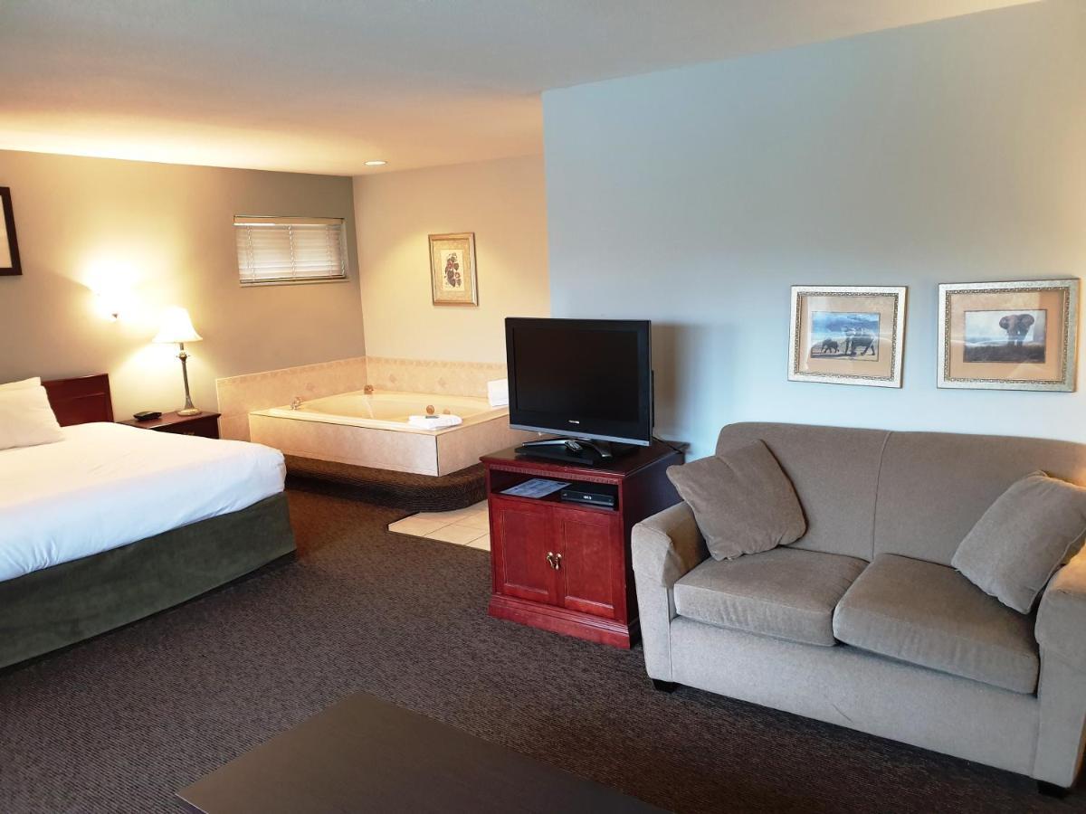 Hotel Riverland & 3*