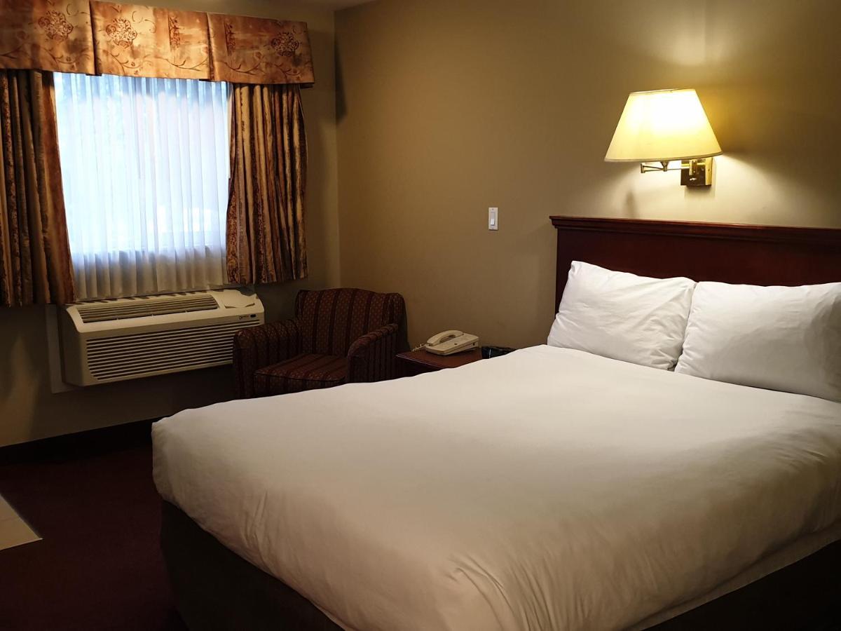 Riverland & 3* Kamloops