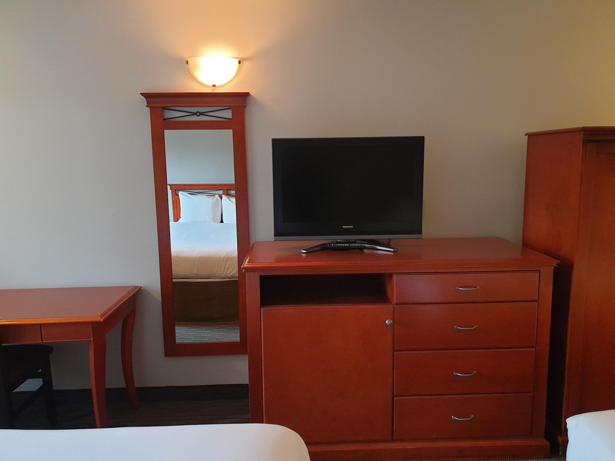 Hotel Riverland &