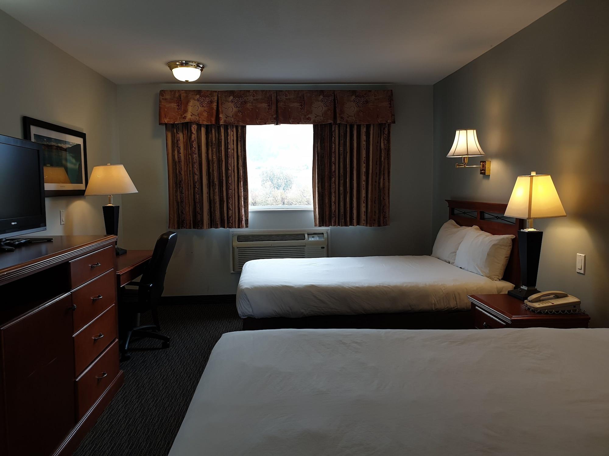 Riverland & Hotel